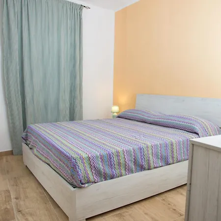 San Gennaro A Materdei 24 * Νάπολη